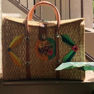 Hand Crafted Straw Bag : Made in Mexico